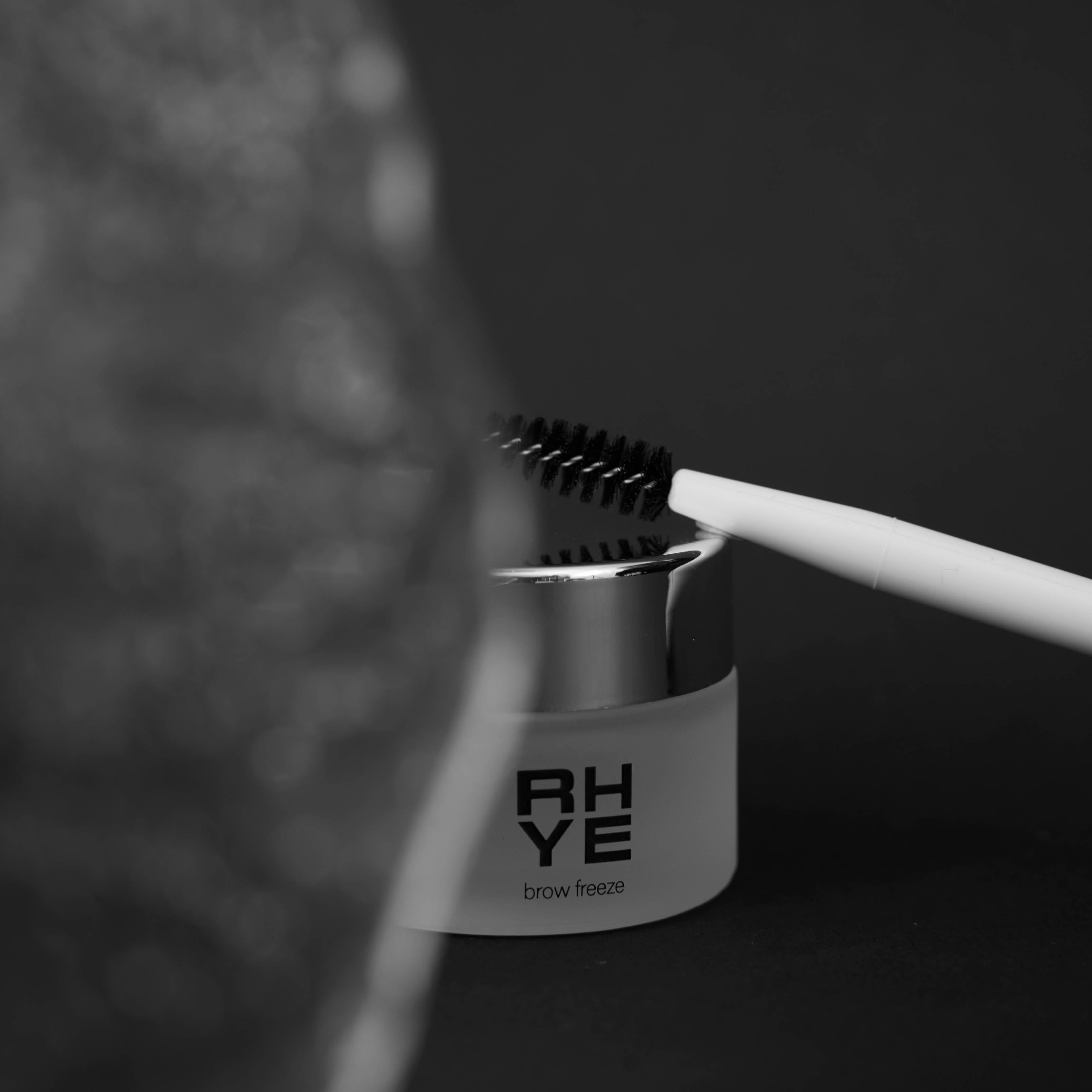 BROW FREEZE