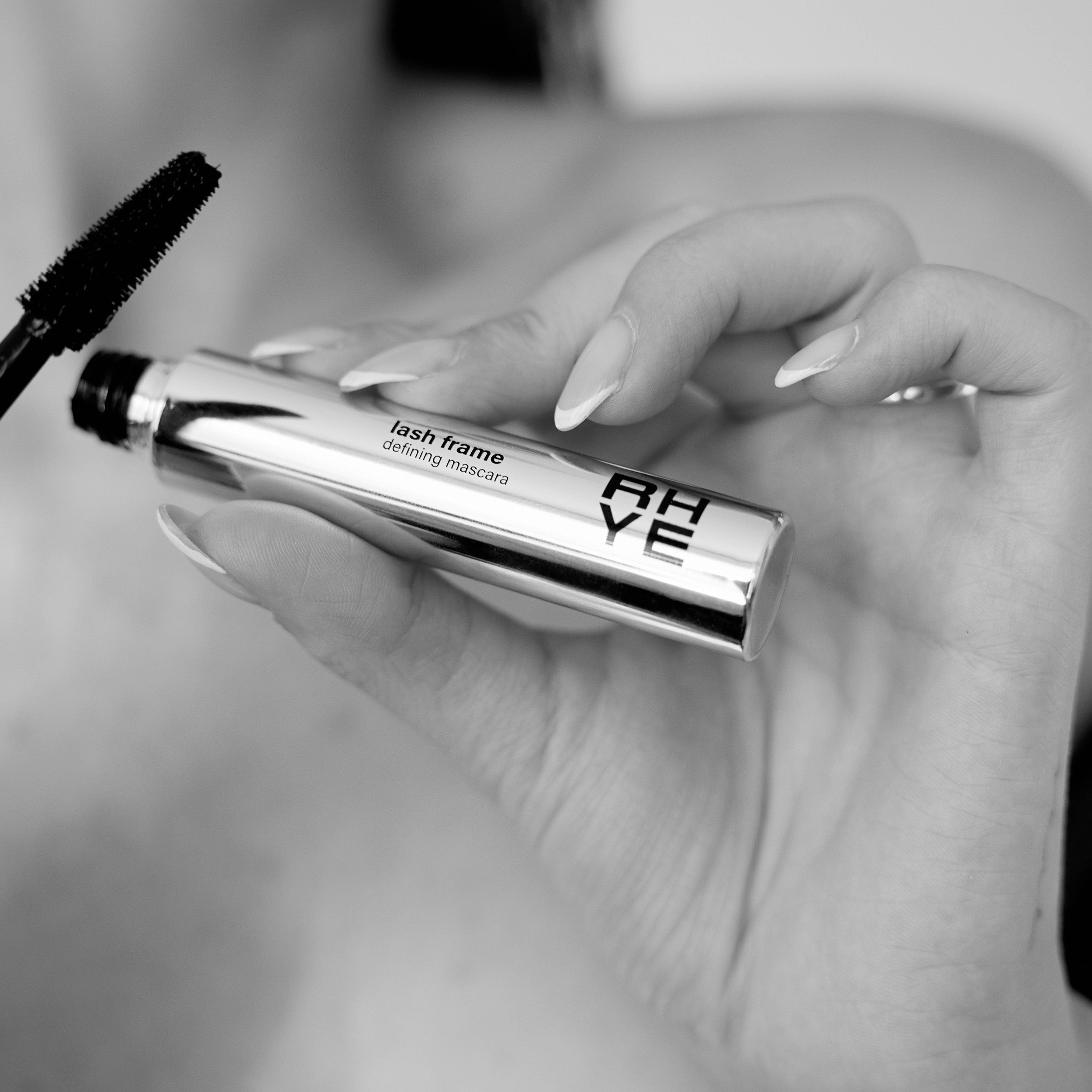 LASH FRAME MASCARA