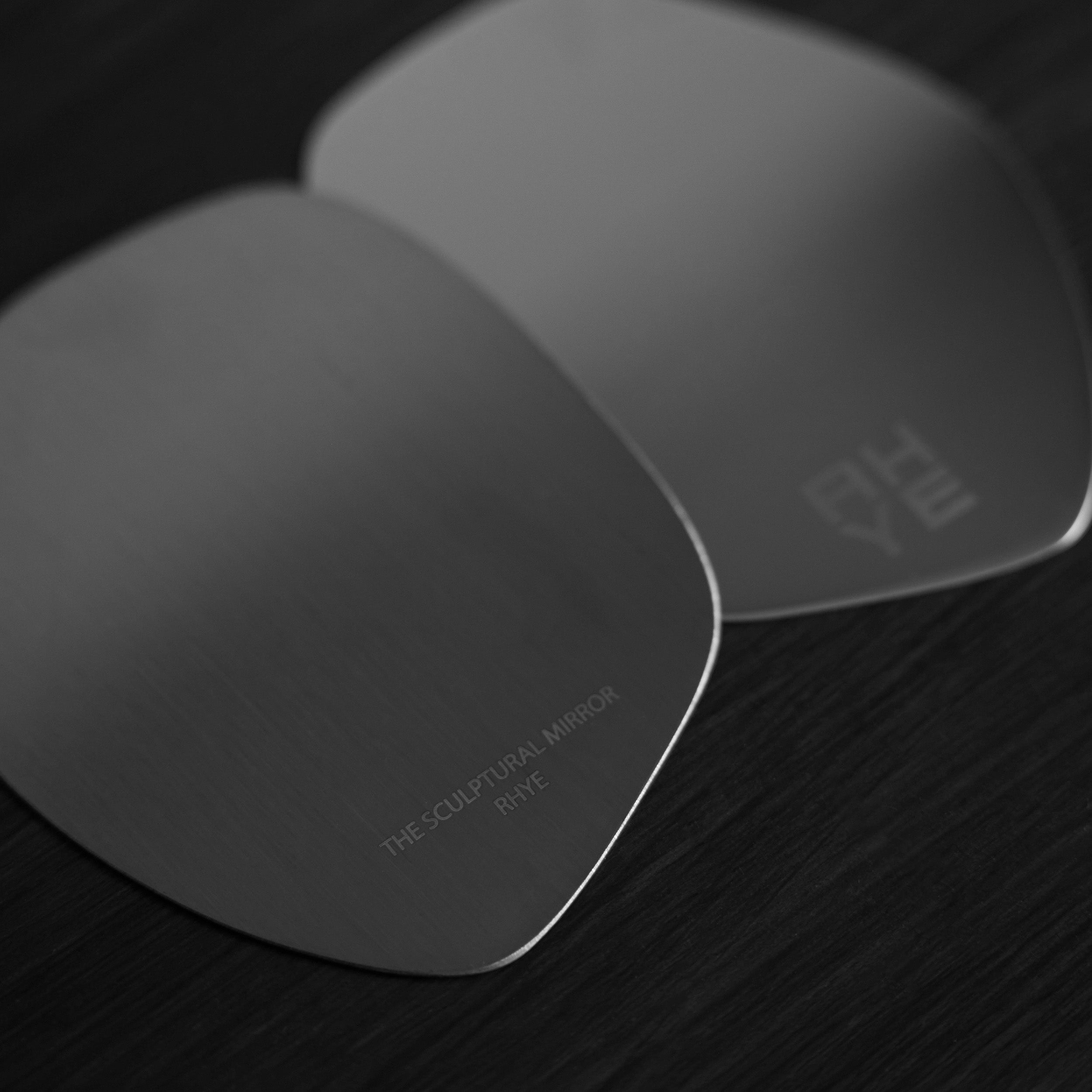 THE SCULPTURAL MIRROR